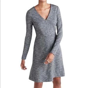 Madewell Gray Bridgewalk V-Neck Long Sleeve A-Line Knit Dress Size 2